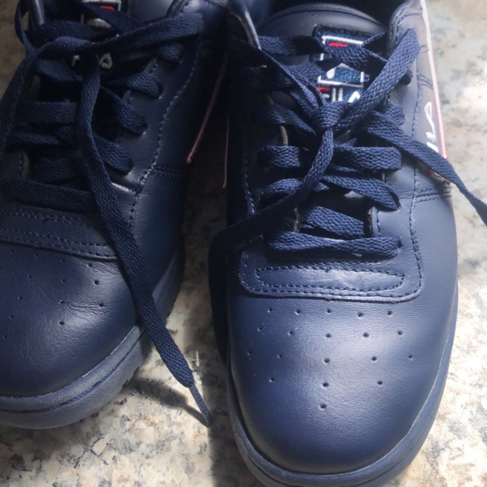 Brand new Fila tennis shoes